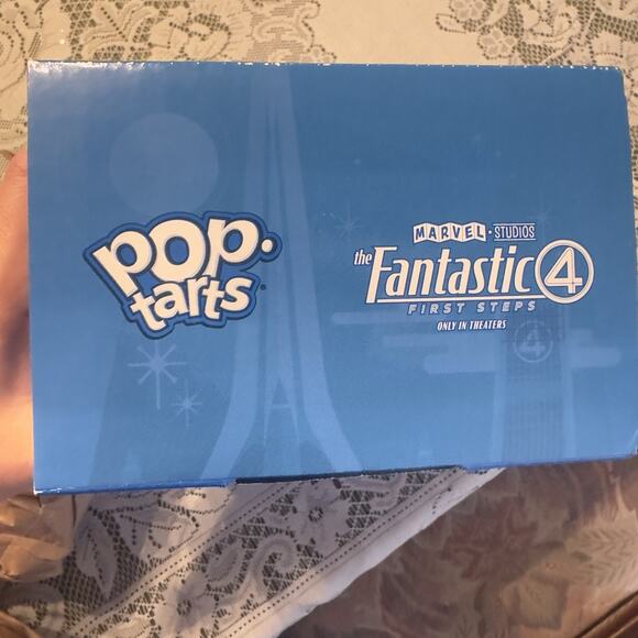 Pop-Tarts Marvel Fantastic Four First Steps Limited Edition Collector Box Set - Picture 7 of 8